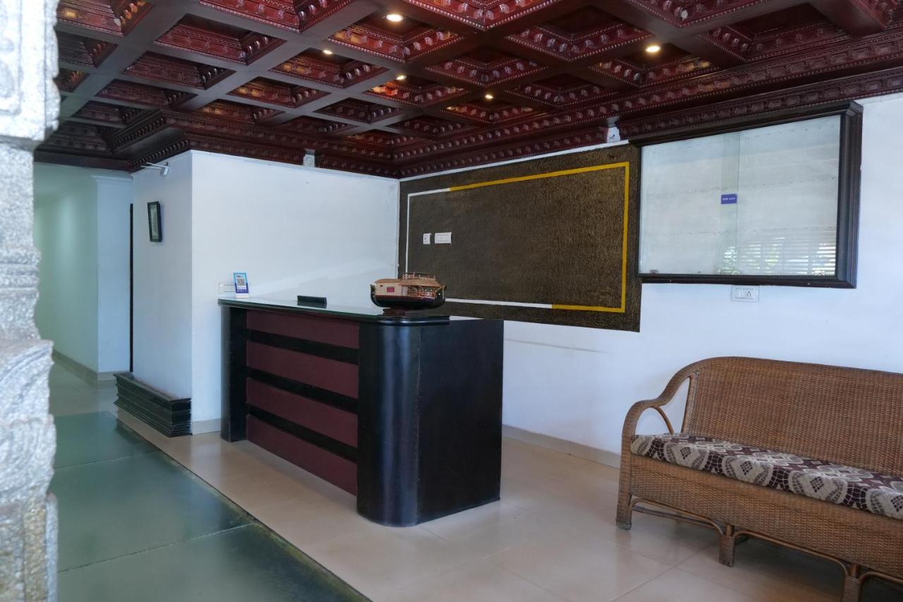 Hotel Lumiere Alappuzha Dış mekan fotoğraf